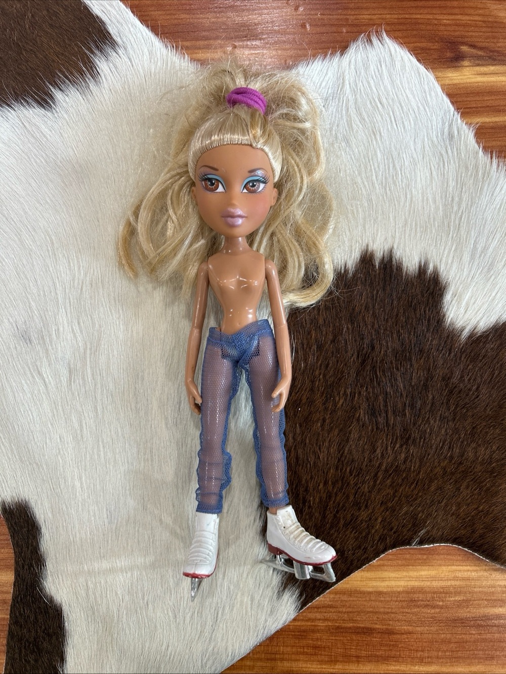 2006 Bratz On Ice Champions Nude Vinessa Doll With Skates